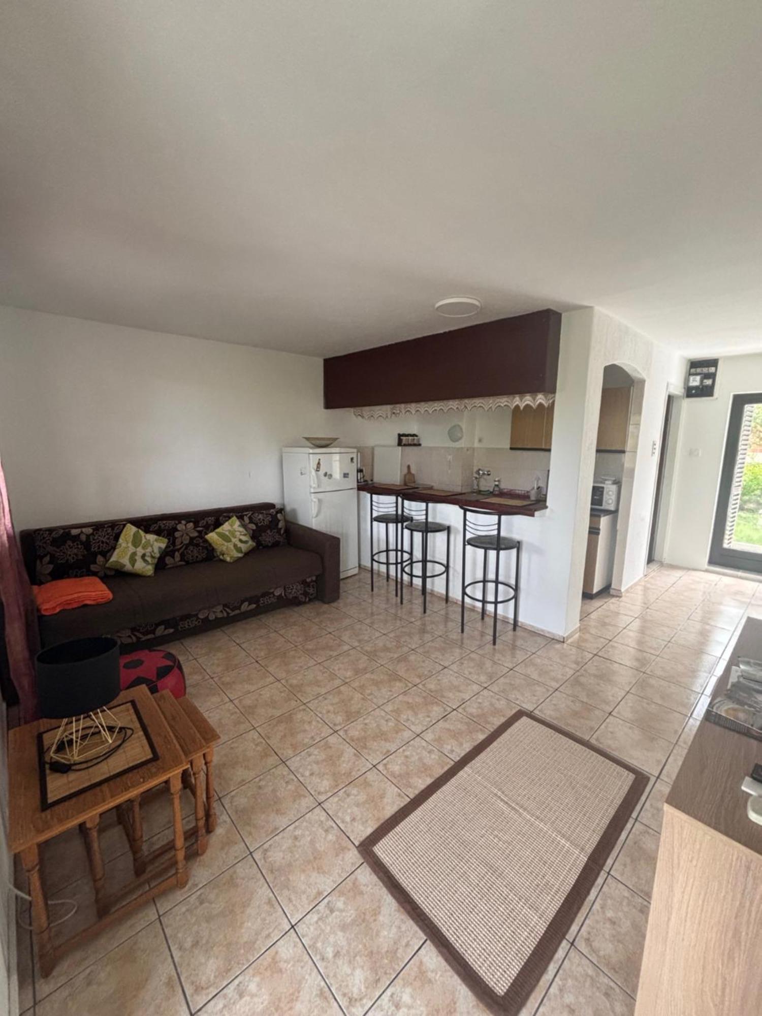 Villa Alexa Cesarica Buitenkant foto
